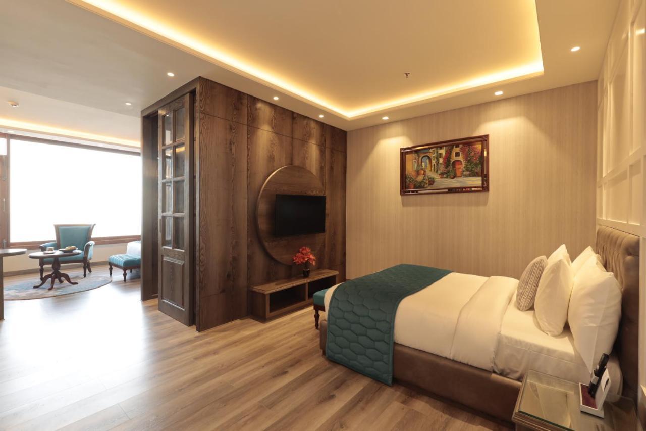 Welcomheritage Elysium Resort & Spa Shimla Exterior foto